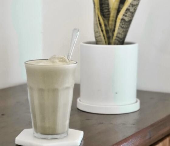 A glass of Bulky Banana