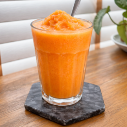 A glass of Piña Carrot-La